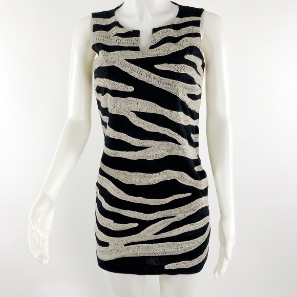 Michael Kors Dresses & Skirts - Michael Kors appliqué  abstract print dress petite